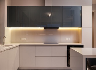 Şelale Yapı Dekorasyon, Anahtar Teslim Ev Dekorasyonu,Mutfak, Banyo, Vestiyer ve Gömme Dolapları,PVC-Alüminyum-Çelik Kapı,Cam Balkon Sistemleri,Duşakabin,İthal Sineklikler